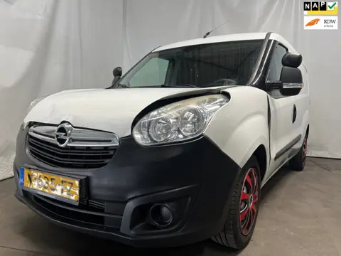 Opel Combo 1.6 CDTi L2H1 Edition - Front Schade