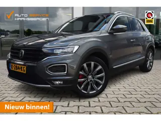 Volkswagen T-Roc 1.5 TSI Sport | Trekhaak | Camera | ACC |