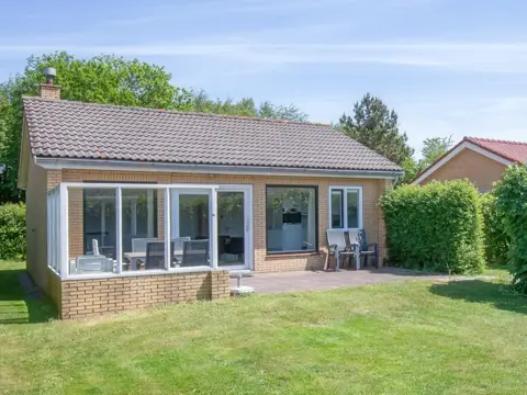 Vrijstaande vakantiewoning met ruime tuin nabij de Muy