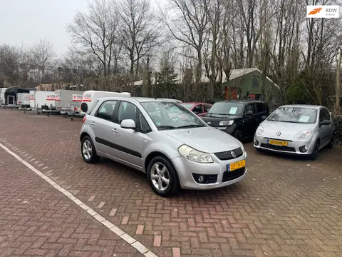 Suzuki SX4 1.6 Exclusive Automaat! Airco! elektrische ramen! centrale deurvergrendeling op afstandsb
