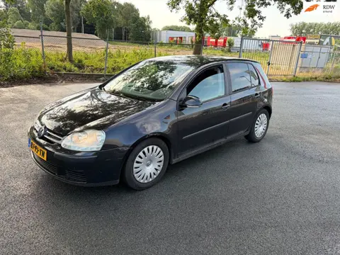Volkswagen Golf 1.6 FSI Trendline ZO INGERUILD ZO WEG PRIJSJE