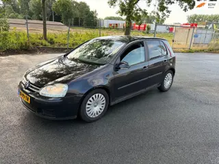 Volkswagen Golf 1.6 FSI Trendline ZO INGERUILD ZO WEG PRIJSJE