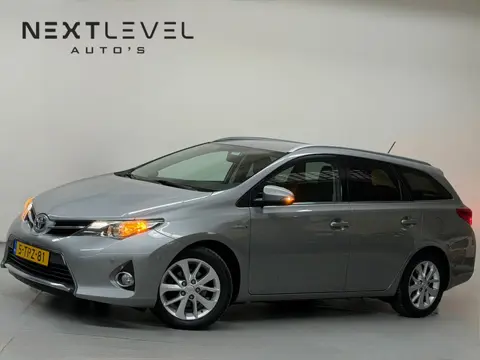 Toyota Auris Touring Sports 1.8 Hybrid Lease+ Dealer Onderhouden Stoelverwarming