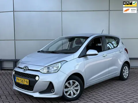 Hyundai I10 1.0i Go! Navigatie | Parkeersensoren | Eerste eigenaar |