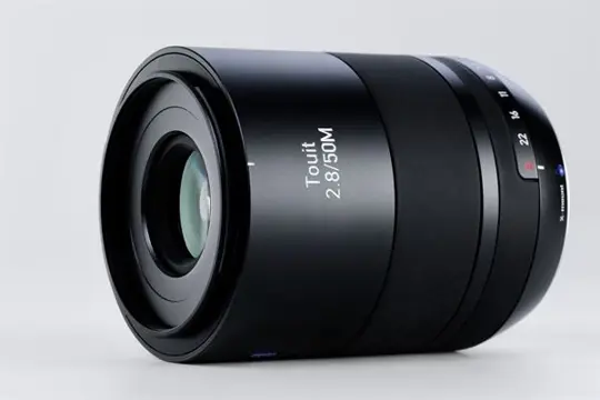 Carl Zeiss Touit 50mm f/2.8 Macro Fuji X