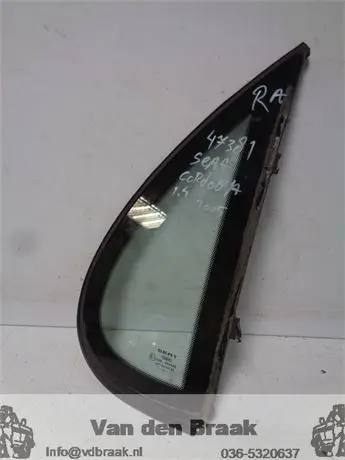 Seat Cordoba 2003-2009 Scheerraam rechtsachter