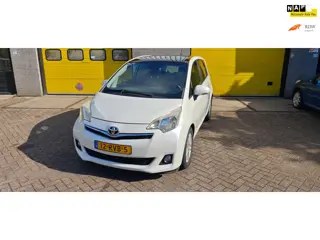 Toyota Verso-S 1.3 VVT-i Dynamic
