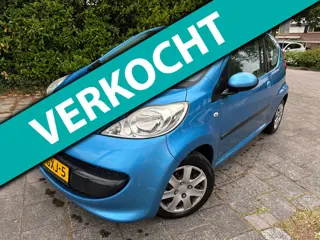 Peugeot 107 MET KOELE AIRCO & JAAR APK!