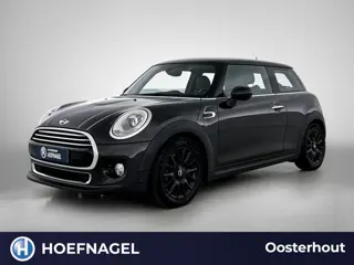 Mini 1.5 Cooper First Born Edition | Cruise control | Airco | Navigatie | Parkeersensoren | NAP