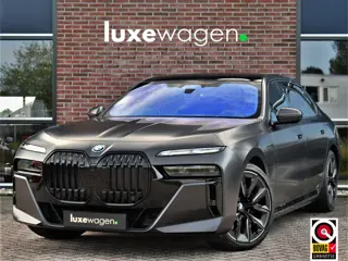 BMW 7 Serie 750e xDrive M-Sport Pro Frozen-Grey Auto-Doors Exe-Drive-Pro Trekhaak