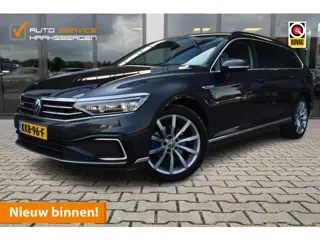 Volkswagen Passat Variant 1.4 TSI PHEV GTE | Trekhaak | Matrix | Camera |