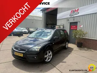 Ford Focus Wagon 1.6-16V Futura Airco, trekhaak, geinig voor weinig