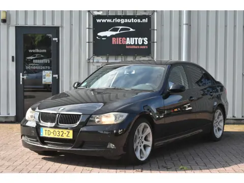 BMW 3 Serie 318i Executive – 2006 MEENEEMPRIJS | Executive uitvoering | Airco | Leuke auto
