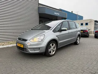 Ford S-Max 2.0-16V