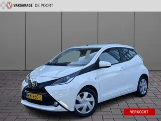 Toyota Aygo 1.0 VVT-i x-play | Camera | Carplay | Cruisec. | Navi