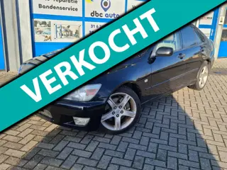 Lexus IS 200