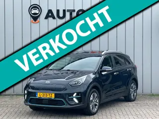 Kia E-Niro DynamicPlusLine 64 kWh WARMTEPOMP SOH100% FASE 3 TREKHAAK|PANO|CAMERA|VIRTUALCOCKPIT|STOE