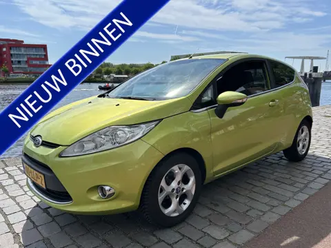 Ford Fiesta 1.25 Titanium 3 deurs Airco Nieuwe APK