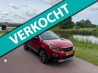 Peugeot 3008 1.2 PureTech Allure |Pano|Keyless|Apple Carpl.|