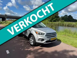 Ford Kuga 1.5 Titanium Styling Pack *FACELIFT* *Luxe uitv.*