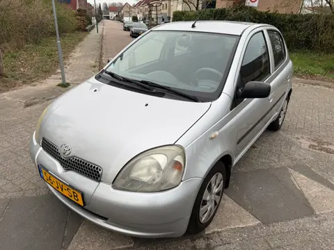 Toyota Yaris 1.3-16V VVT-i Sol Automaat 5drs Top Export