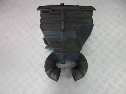 LUCHTFILTERHUIS Triumph Sprint ST 955 1999 - 2005