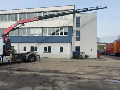 FASSI F235A.2.26 E-DYNAMIC F235A.2.26 + REMOTE CONTROL + OUTRIGGERS (4 PIECES)