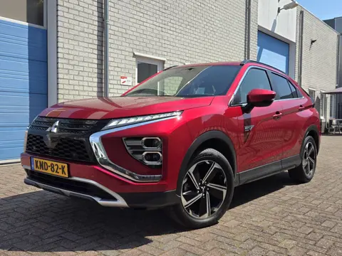 Mitsubishi Eclipse Cross 2.4 PHEV Instyle Navi/HUD/Keyless
