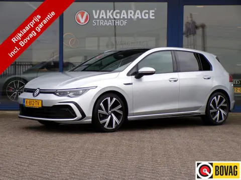 Volkswagen Golf 1.5 TSI R-Line, Carplay + Android Auto / Schuifdak / Stoel+Stuurverwarming / Sensore