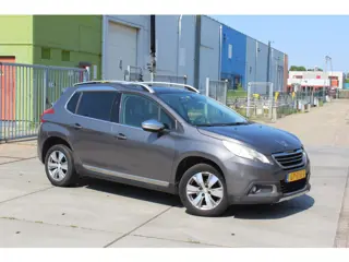 Peugeot 2008 1.2 PureTech Allure automaat 1e eig, clima PANO