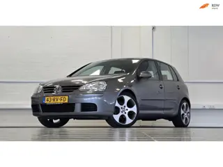 Volkswagen Golf 1.4 FSI Businessline Airco 18" LM velgen Garantie APK 01-03-2027