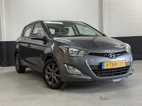 Hyundai i20 1.2i i-Deal Airco, Elektr. Ramen, Dealer OH!!