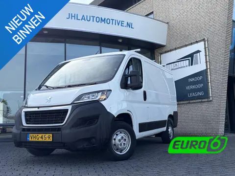 Peugeot Boxer 330 2.2 BlueHDi L1H1 NAVI*CAM*HAAK*CRUISE*A/C*TEL*