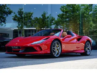 Ferrari F8 Spider 3.9 V8 HELE Carbon Pack