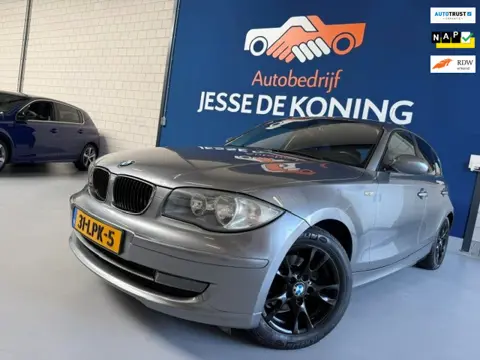 BMW 1-serie 2.0 116i Business Line,bj.2010,airco, NAP met 183.260 km. APK tot 03-2027.
