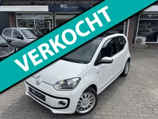 Volkswagen Up! HIGH 1.0 | AUT *NW koppeling* | Panorama | Stoelverw | Cruise | Sensoren |