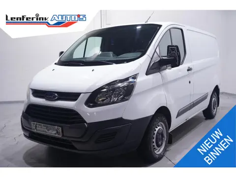 Ford Transit Custom 2.2 TDCI 100 pk L1H1 APK 05-2027, Trekhaak 2350 kg Laadruimte Pakket, 3-Zits