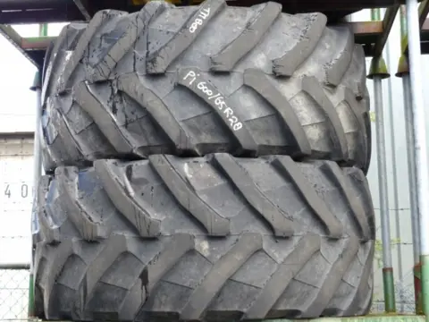 R28 Pirelli 600/65R28