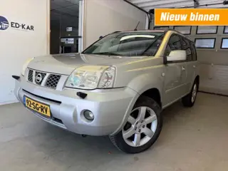 NISSAN X-TRAIL 2.5 Elegance 4wd PANO LEER CLIMA NAVI PDC TREKHAAK NETTE SUV NAP APK