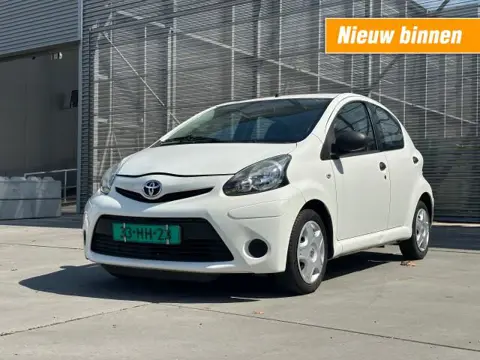 TOYOTA AYGO 1.0 VVT-I ACCESS AIRCO !! APK 8-6-2027 !!