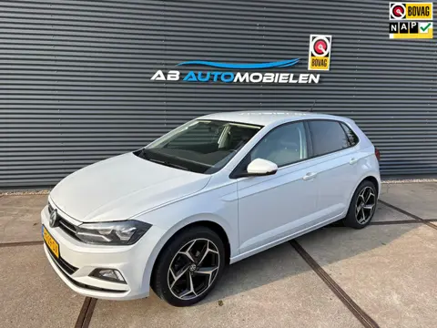Volkswagen Polo 1.0 TSI Comfortline CARPLAY/ NAVI