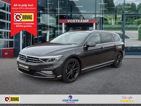 VOLKSWAGEN PASSAT VARIANT 2.0 TDI DSG 4MOTION R-LINE TREKHAAK/360CAM/LEDER/PANO-DAK/ACC/H-K/STANDKACHEL