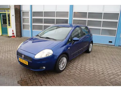 Fiat Grande Punto 1.4-16V Ed. Lusso distributie bij 180000 vervangen