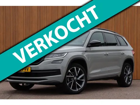 Skoda Kodiaq 1.5 TSI Sportline Business org.NL pano-schuifdak stuurverw. trekhaak camera el.klep