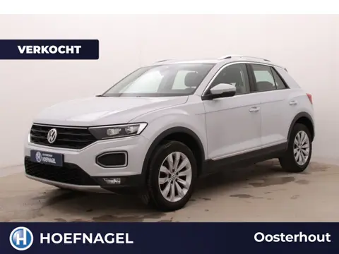 Volkswagen T-Roc 1.5 TSI Sport | Automaat | Adaptive cruise | Stoelverwarming | CarPlay | Camera | P