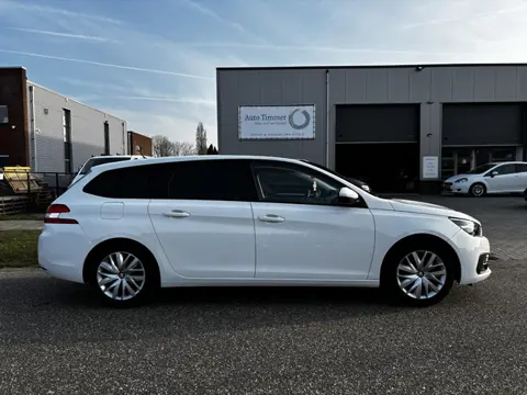Peugeot 308 SW 1.2 PureTech Blue Lease Active NAP|LEDEREN BEKLEDING|TREKHAAK|NAVI|CRUISE