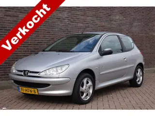 Peugeot 206 1.4 Génération, 3 deurs, airco, sportvelgen, zeer nette auto!
