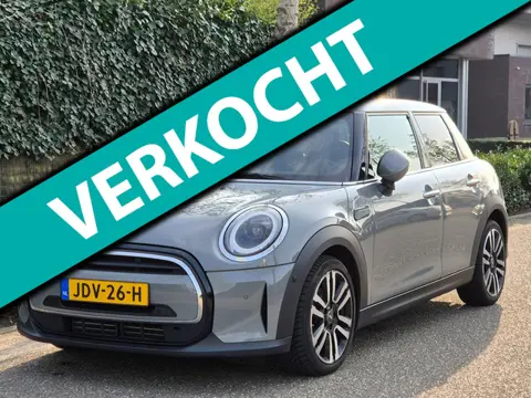 Mini F55 LCI One New model Camera Apple CarPlay Cruise LED RIJKLAAR Mini 1.5 One John Cooper Works