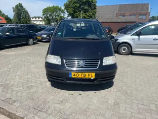 Volkswagen Sharan 2.0 Trendline ecc   elec ramen 7 PERSOONS scherm defect
