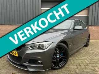 BMW 3-serie 330e Centennial High Executive / Schuifdak